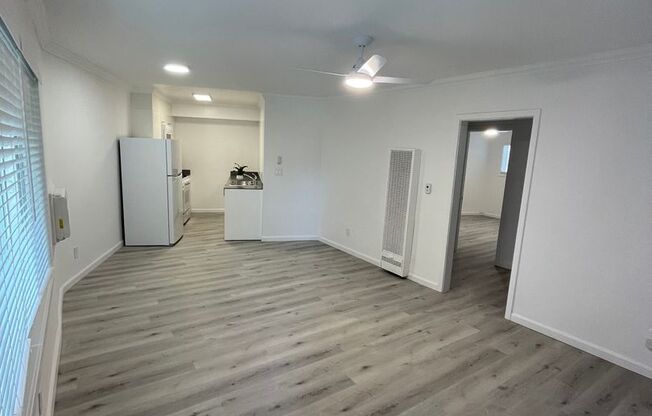 2 beds, 2 baths, 1,050 sqft, $3,295, Unit 122