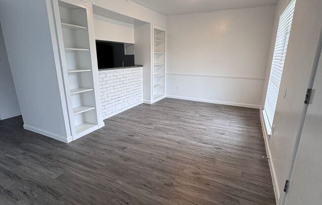 2 beds, 1 bath, 992 sqft, $1,250, Unit 418