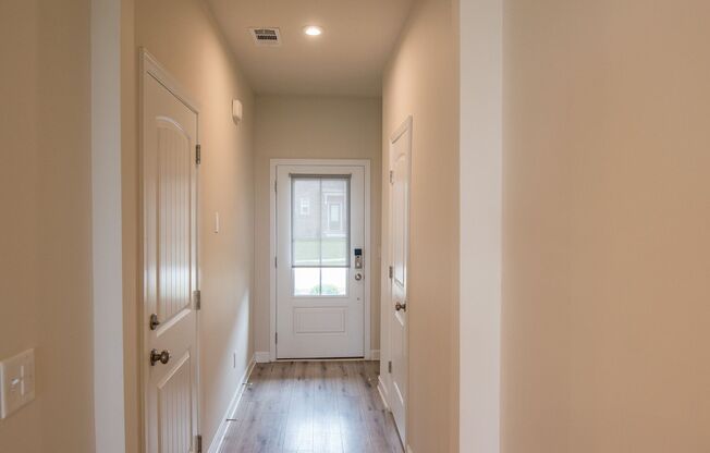 Beautiful Gallatin Townhome w/ Appliances!