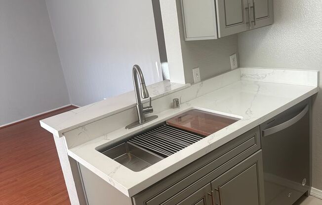 2 beds, 2 baths, 780 sqft, $2,375, Unit 317