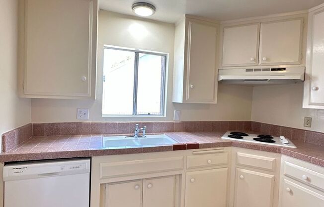 2041 San Anseline