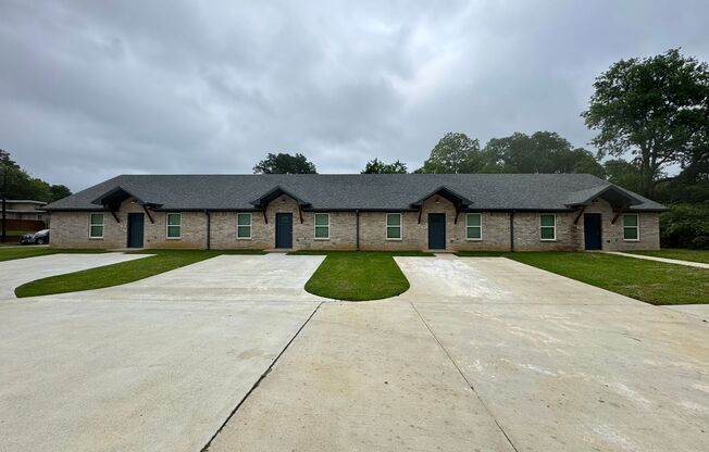 1417 E Earle