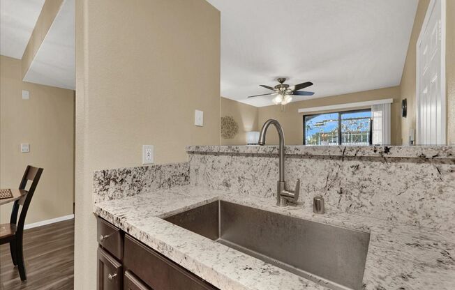 1 bed, 1 bath, $1,595, Unit # 2413