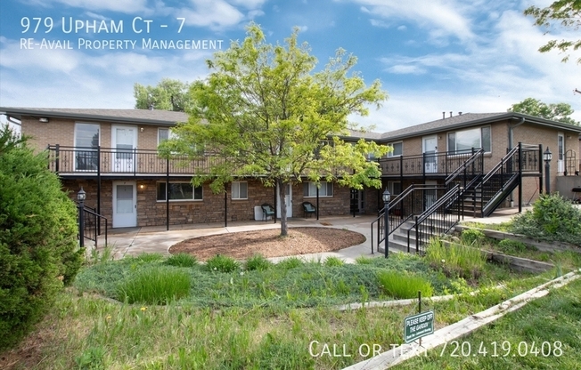 979 UPHAM CT