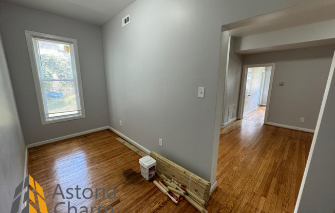 1 bed, 1 bath, $1,150, Unit 3508 Clifton Ave Unit A2