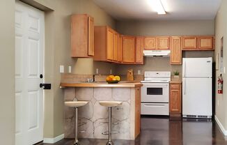 2 beds, 1 bath, $1,000, Unit Apt #5 - Bed 1