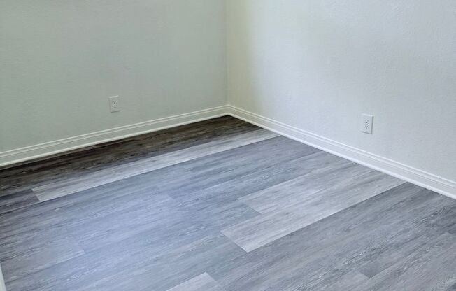 1 bed, 1 bath, $1,695, Unit C4