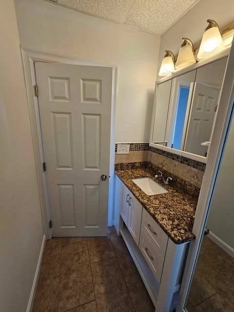 1 bed, 1 bath, 860 sqft, $1,600, Unit 2W