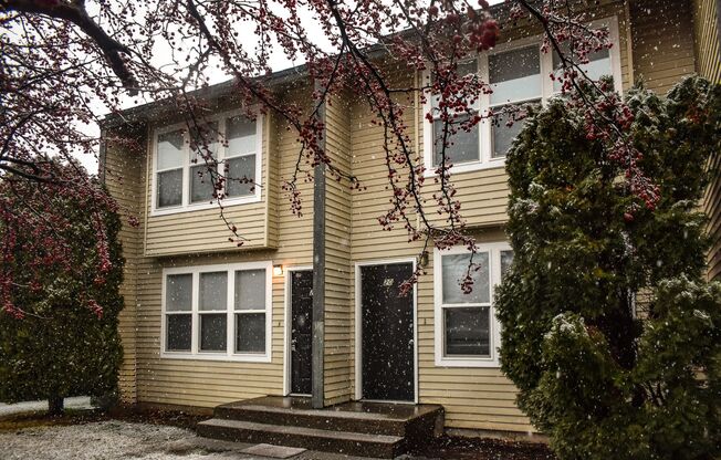 Mead Ave Yakima Apartments