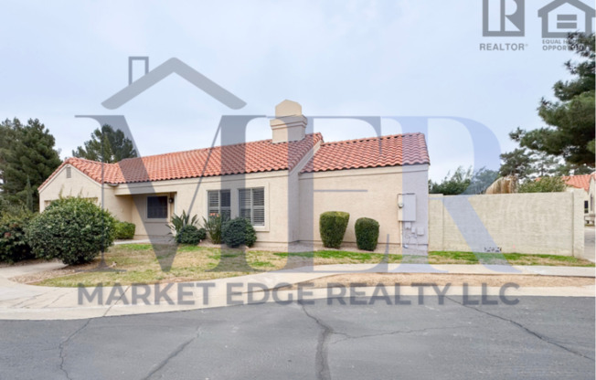 2Bed/2Bath w/Office-House at 40th St/Cactus-Garg!