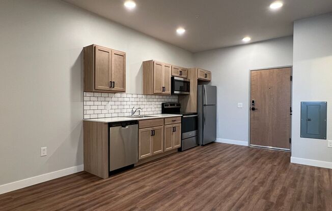 Studio, 1 bath, 532 sqft, $1,190, Unit WR 305-202