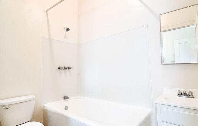 Studio, 1 bath, $1,395, Unit 407