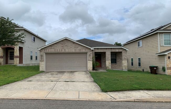 3 Bedroom Single Story Home With An Open Floor Plan!