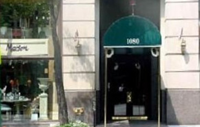 1080 MADISON AVE