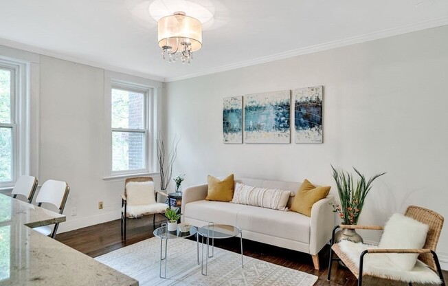 21 Westbourne Ter Apt 1A
