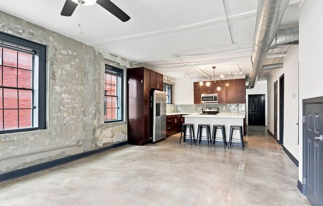 6825 CALHOUN RD