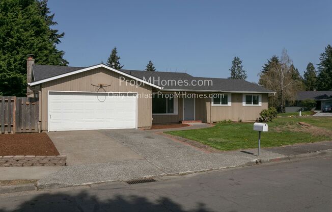 Where Charm Meets Comfort, Three Bedroom Ranch Style Home In Aloha!