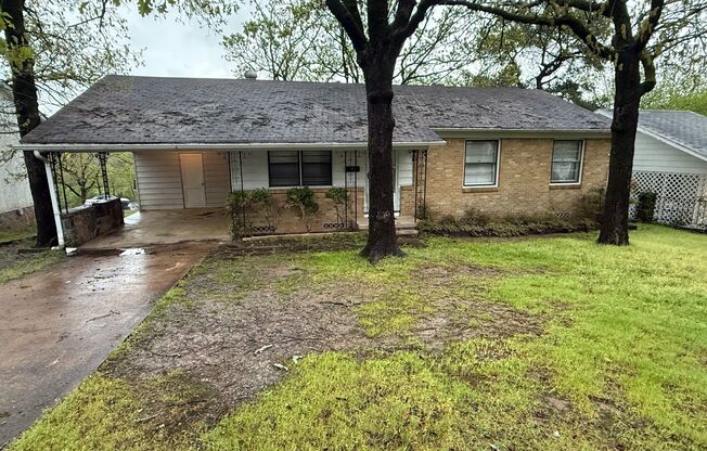 4424 E DR