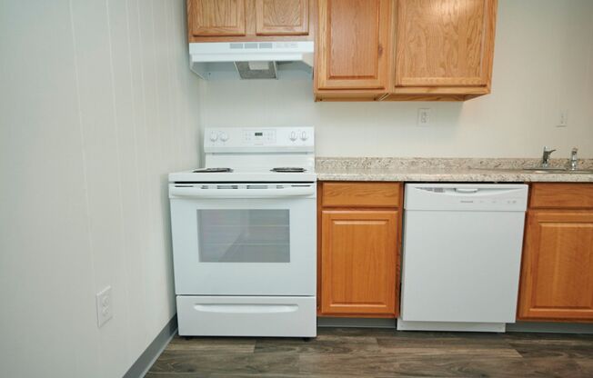 Come Check Out These Newly Renovated 1 Bedroom Apartments Only $795 A Month!