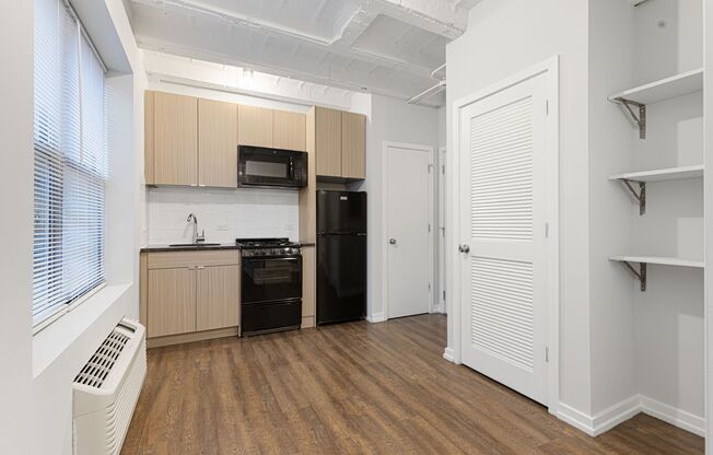 Studio, 1 bath, 172 sqft, $1,375, Unit 507