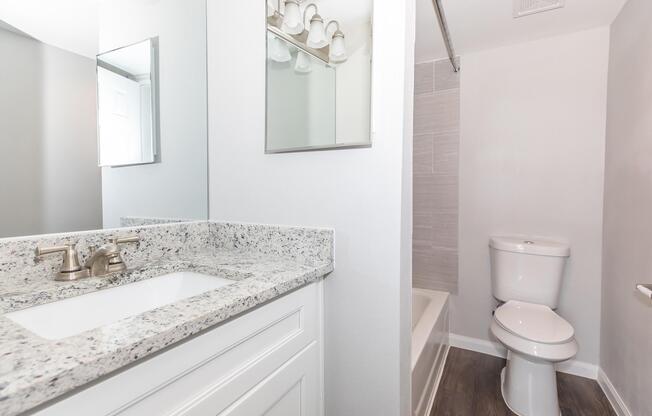 1 bed, 1 bath, 585 sqft, $1,455