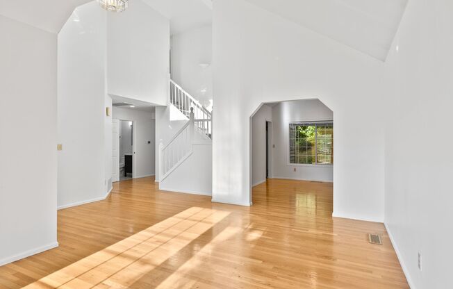 Beautiful 3-bedroom, 3-bath home on corner lot!