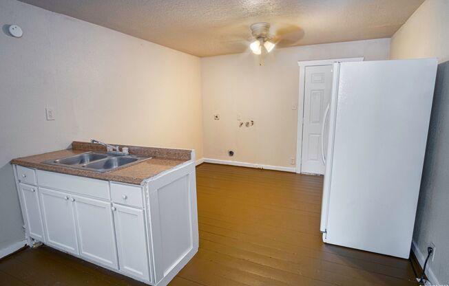 1319 DAWSON