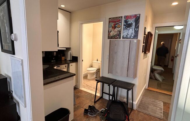 Studio, 1 bath, 394 sqft, $3,000, Unit 2