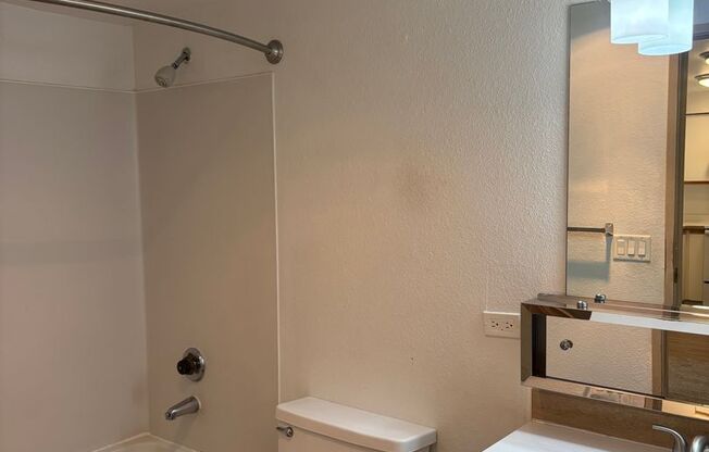1 bed, 1 bath, 715 sqft, $1,750, Unit 304