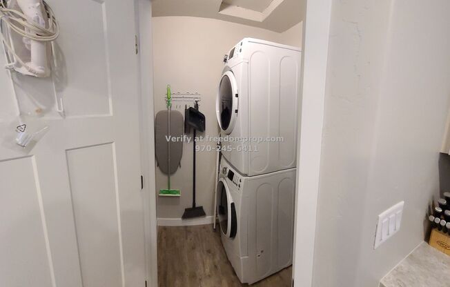 Studio, 1 bath, $1,395, Unit B