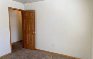 3 beds, 2 baths, $2,175, Unit UNIT C203