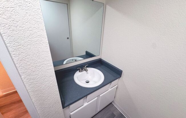 2 beds, 2 baths, 984 sqft, $2,125, Unit J304