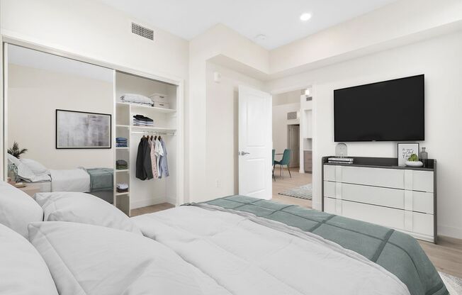 2 beds, 1.5 baths, 949 sqft, $3,795, Unit 521