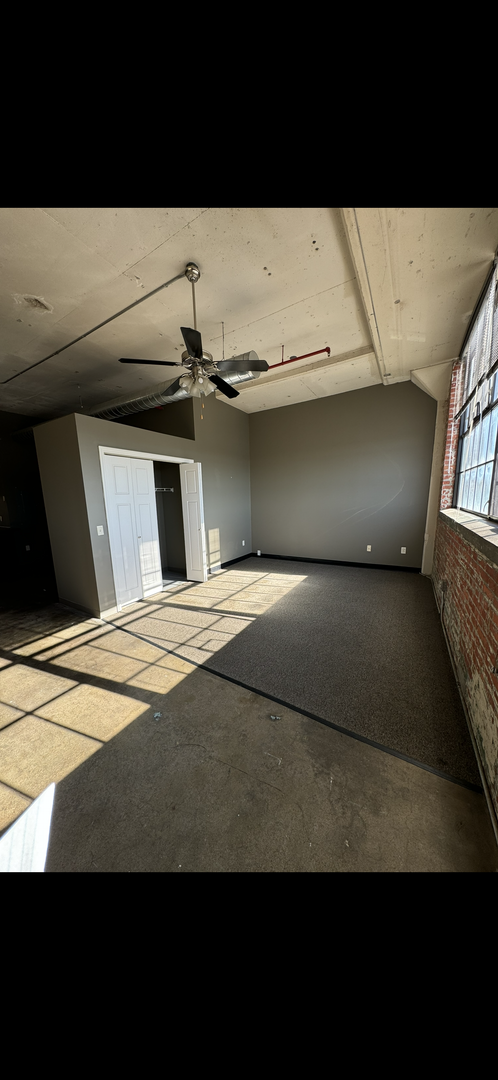 1 bed, 1 bath, 1,301 sqft, $820, Unit 526