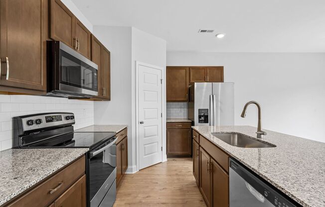 $500 Off Your First Full Month- Move in Special! 3 Bedroom Townhome in Smithfield!