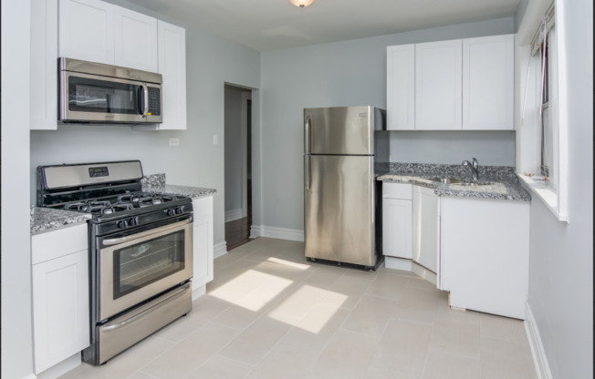 7001 S. Michigan Ave (NEW)