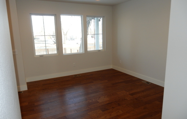 Beautiful 4B/3.5B near Old Town Lafayette