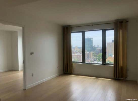 2 beds, 2 baths, $4,200, Unit 13B