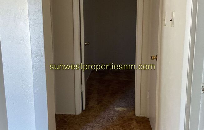2 Bedroom, 1 Bath