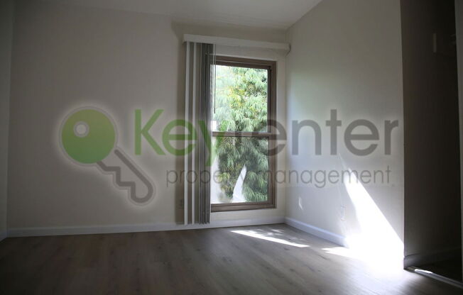 1 bed, 1 bath, 675 sqft, $1,300, Unit 205
