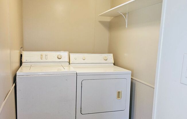 3 beds, 1 bath, $789