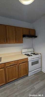 1 bed, 1 bath, 800 sqft, $3,350, Unit H5