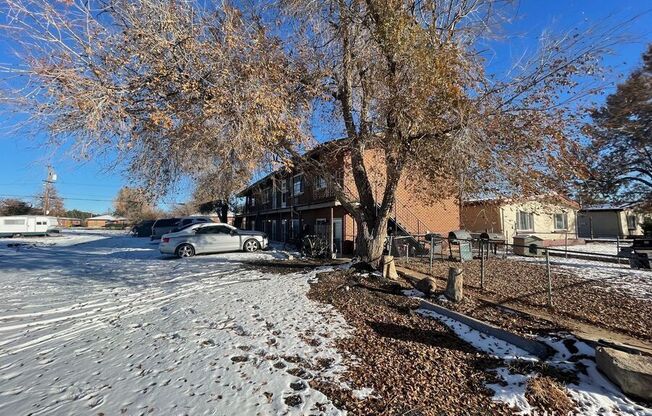 2366 EMPORIA ST