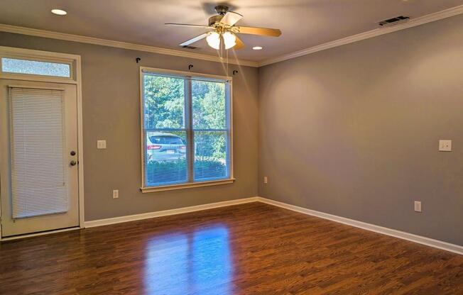 113 FOUNTAIN RDG PL