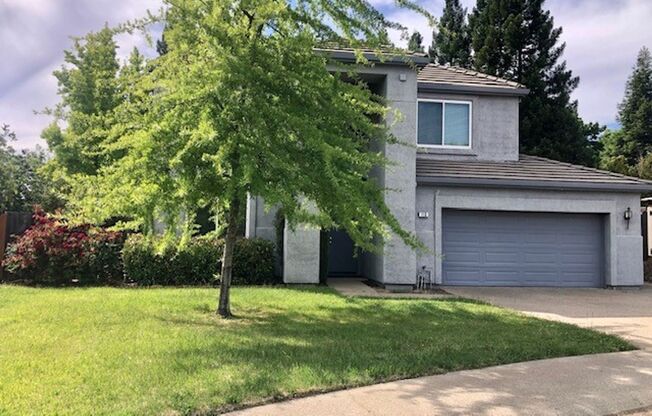 Spacious and beautiful 3 bedroom 2.5 bath in Folsom