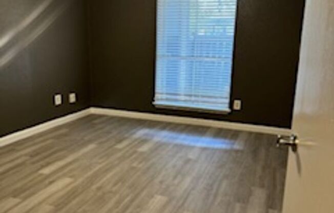 1 bed, 1 bath, 750 sqft, $925, Unit 6713