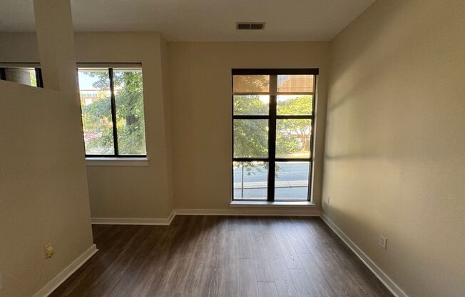 1 bed, 1 bath, $1,399, Unit UNIT 107