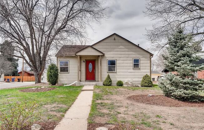4 bed ranch next to DU
