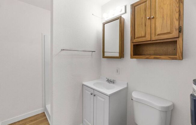 1 bed, 1 bath, 450 sqft, $1,275, Unit #23