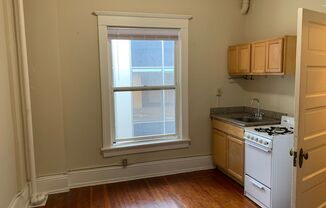 Studio, 1 bath, 150 sqft, $775, Unit 505